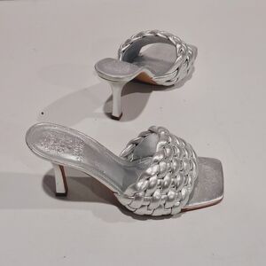 Vince Camuto Silver Braided Women's Heels Size 7.5M